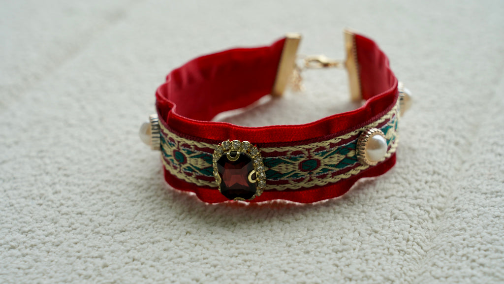 Red Velvet Gemstone Embellished Pet Collar 💎