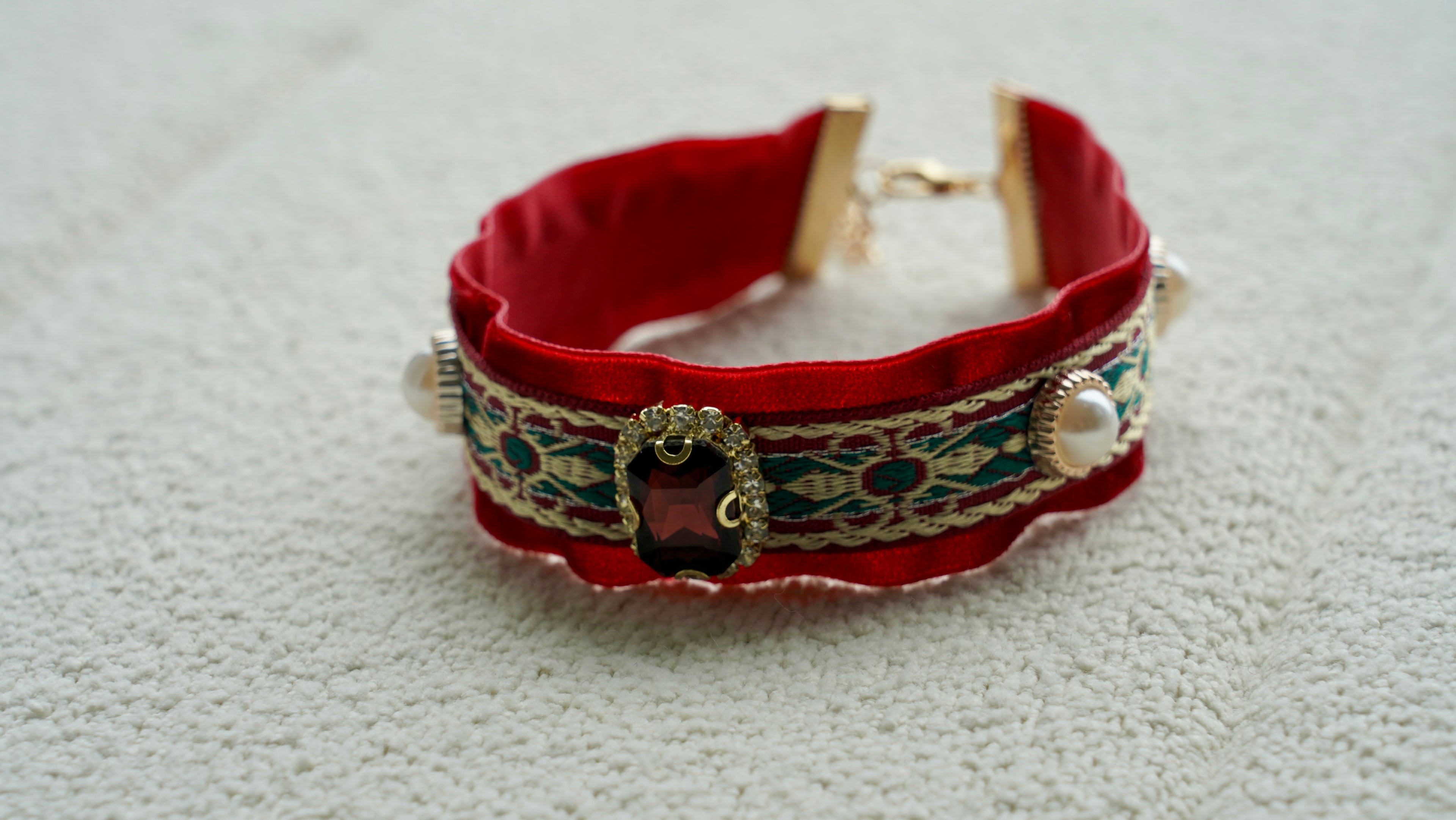 Red Velvet Gemstone Embellished Pet Collar 💎