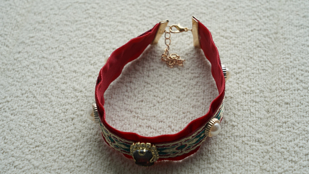 Red Velvet Gemstone Embellished Pet Collar 💎