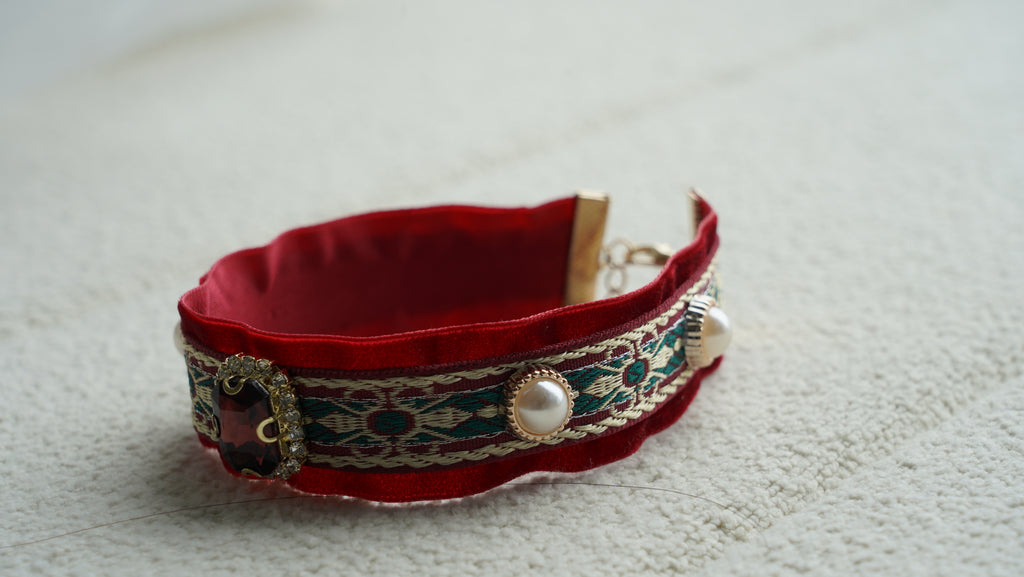 Red Velvet Gemstone Embellished Pet Collar 💎