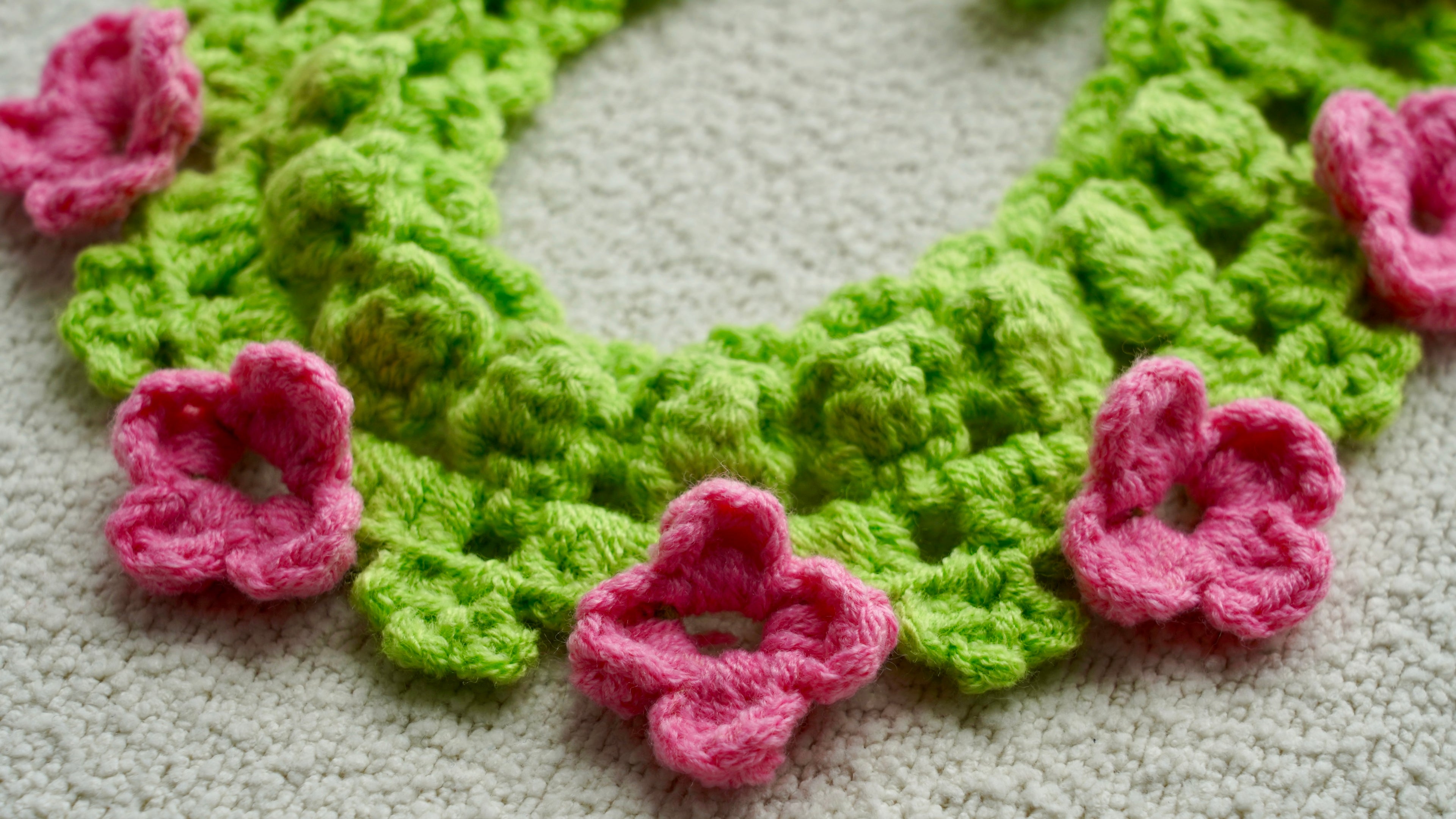 Handmade Crochet Pink Flower Garland Pet Collar 🌸