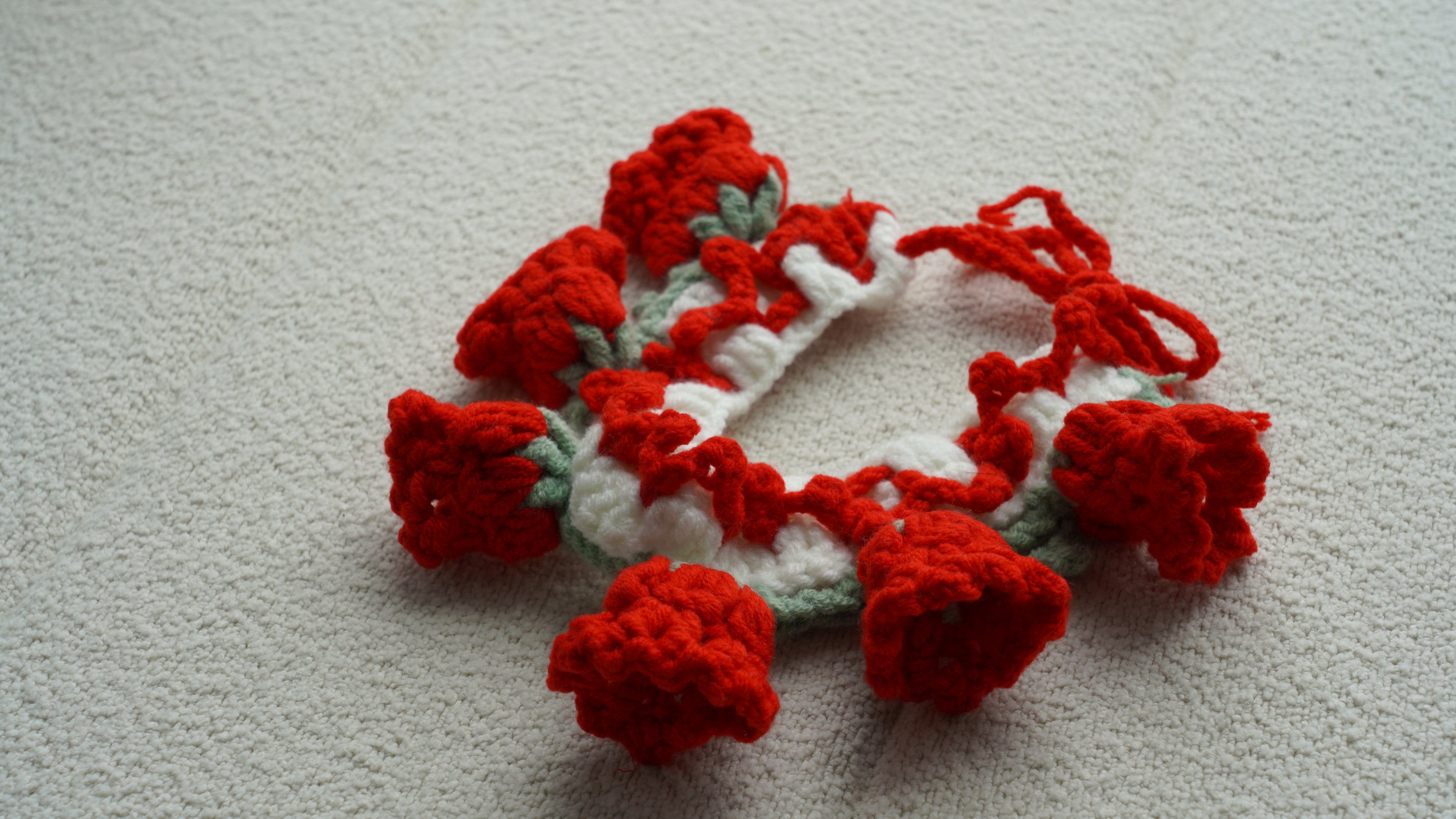 Handmade Crochet Red Rose Garland Pet Collar 🌹