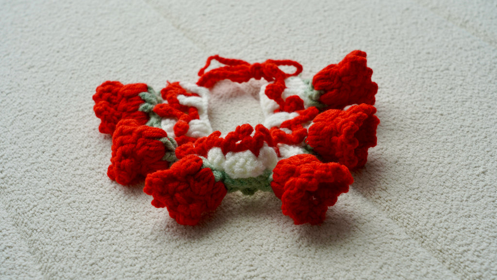 Handmade Crochet Red Rose Garland Pet Collar 🌹