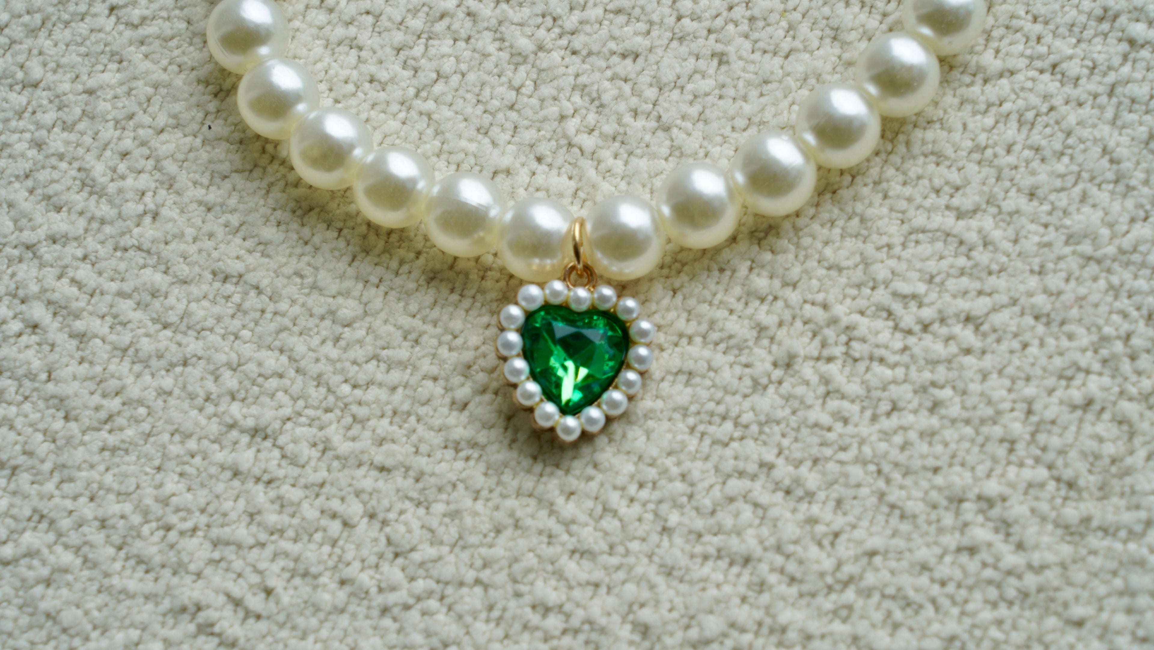 Pearl & Emerald Heart Charm Pet Necklace 💚